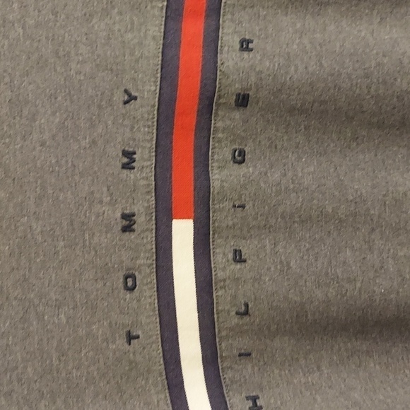 TOMMY HILFIGER Tino Classic Logo Short Sleeve Dark Gray T-shirt - Picture 3 of 8